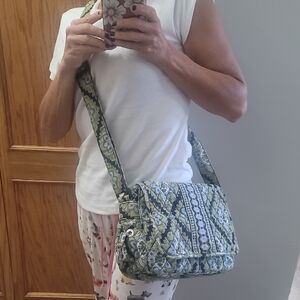 Vera Bradley Green And blue Quilted Messenger Style Shoulder Bag